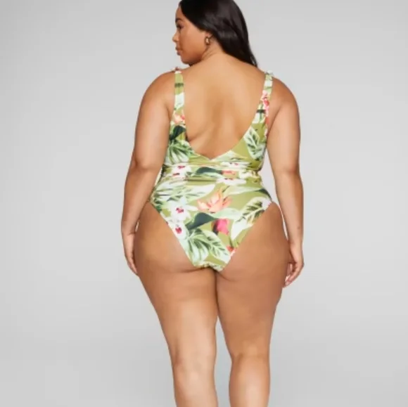 FTF Low-Cut One Piece Swimsuit (Tropical Print) - Picture 2 of 10